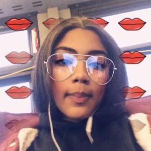 Meet your Posher, Ari